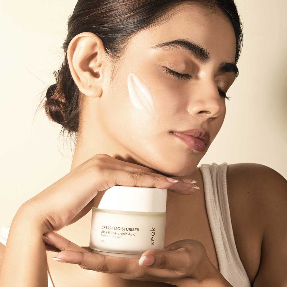 seek cream moisturiser for people with normal to dry skin, made with ingredients: aloe vera, almond oil, shea butter, hyaluronic acid & turmeric extracts.